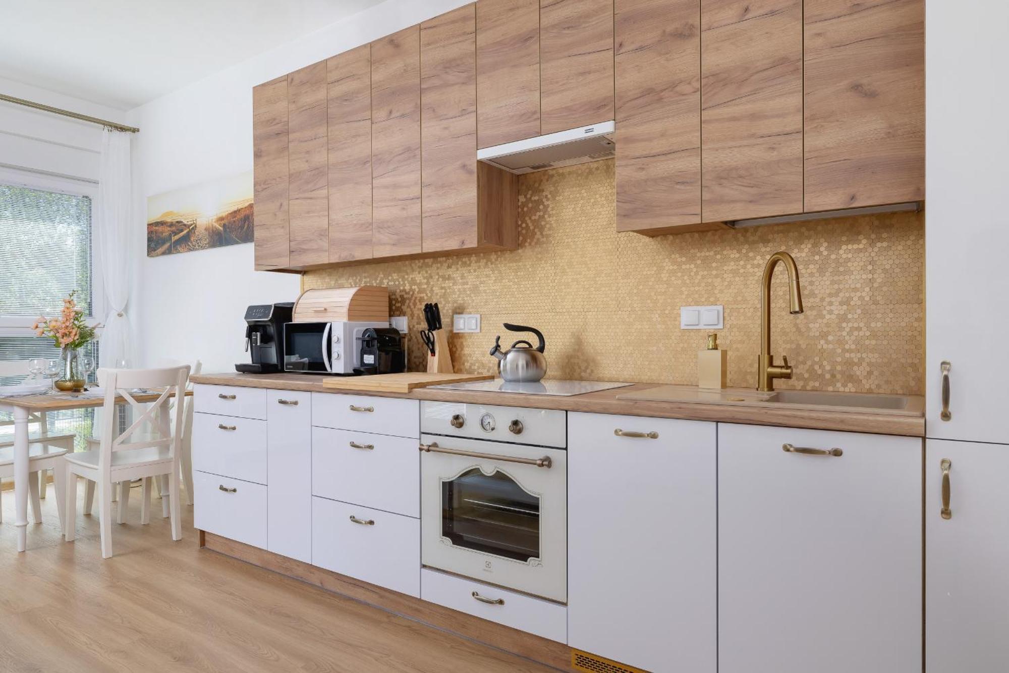 קטוביץ Luxury Two Bedroom Apartment With Terrace And Parking By Renters Prestige מראה חיצוני תמונה